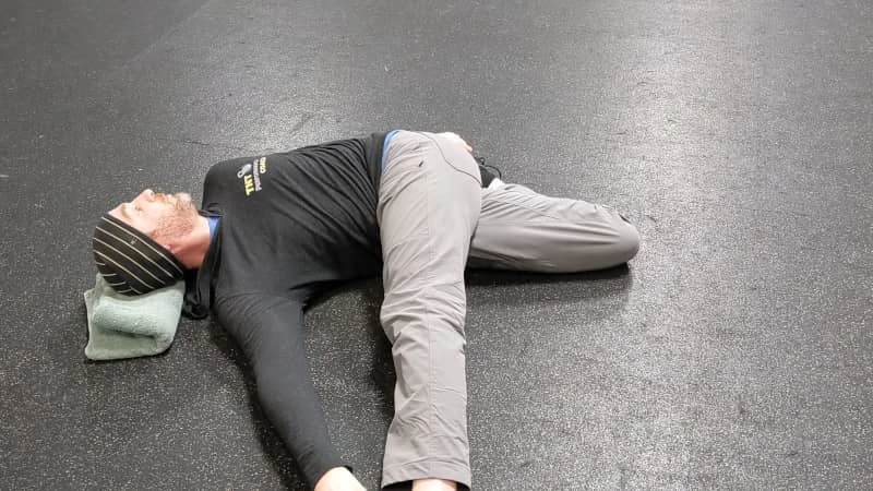 Coach Ryan demonstrates an advanced Brettzel.